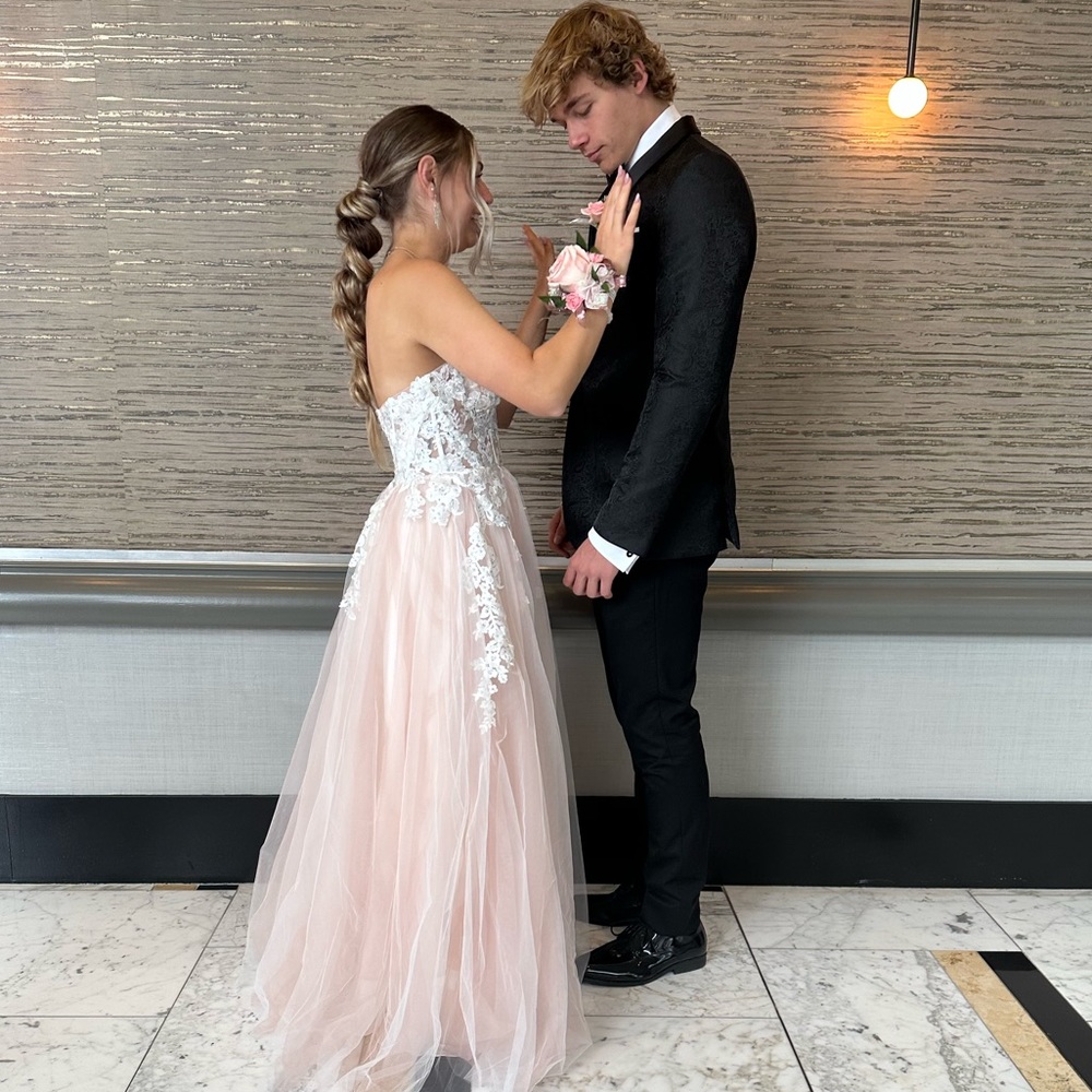 Prom Dress - Picture 6 of 10